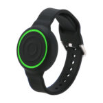 SafeKid ID Smart Tag - czarna opaska z zielonym Smart Tagiem dla starszych dzieci